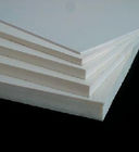 Lo strato di plastica del PVC di Celuka grandi 4 x 8 bianco liscia la superficie per stampare
